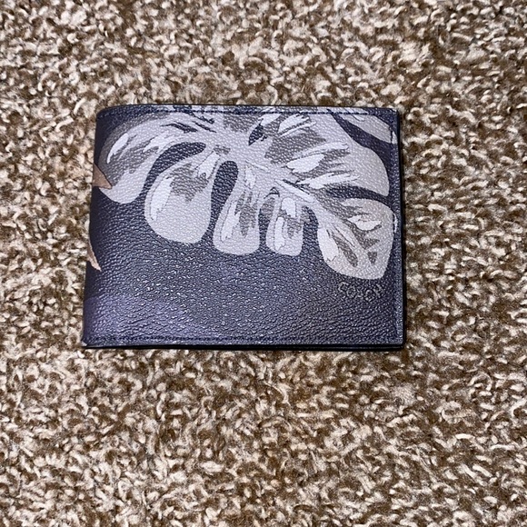 Coach Wallet - Picture 1 of 5